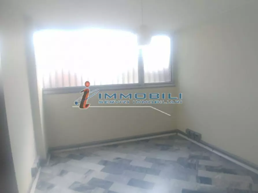 Immagine 19 di Ufficio in affitto  in PIAZZA CARBONARI a Milano