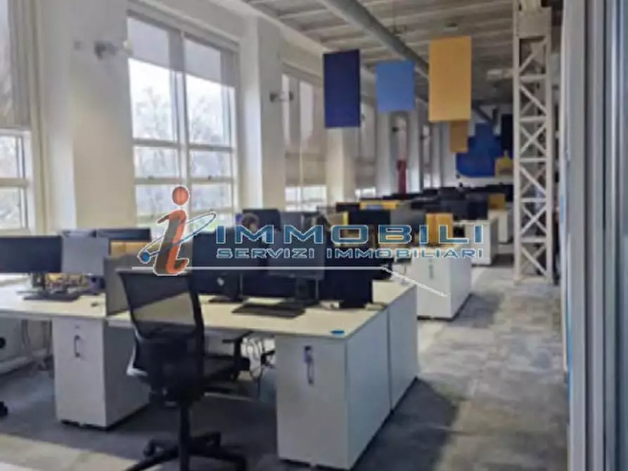 Immagine 2 di Ufficio in affitto  in PIAZZA AMENDOLA GIOVANNI a Milano