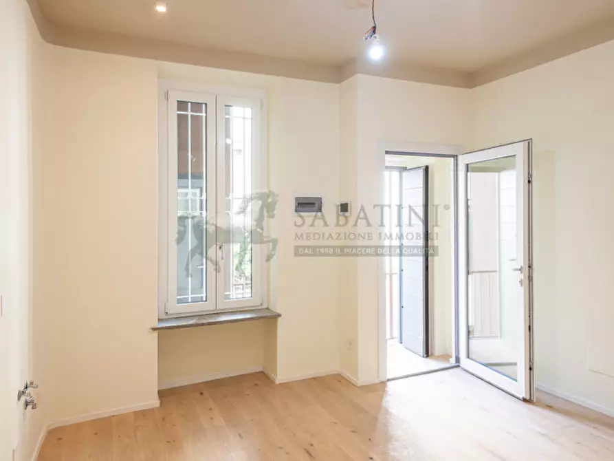 Immagine 1 di Appartamento in vendita  in via Pietro Maroncelli 9 a Milano