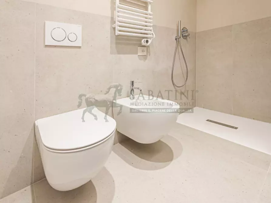 Immagine 9 di Appartamento in vendita  in via Pietro Maroncelli 9 a Milano