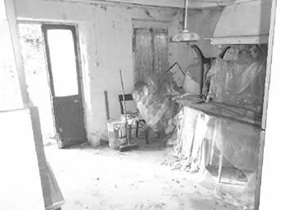 Immagine 3 di Rustico / casale in vendita  in Contrada Vanti a Badia Calavena