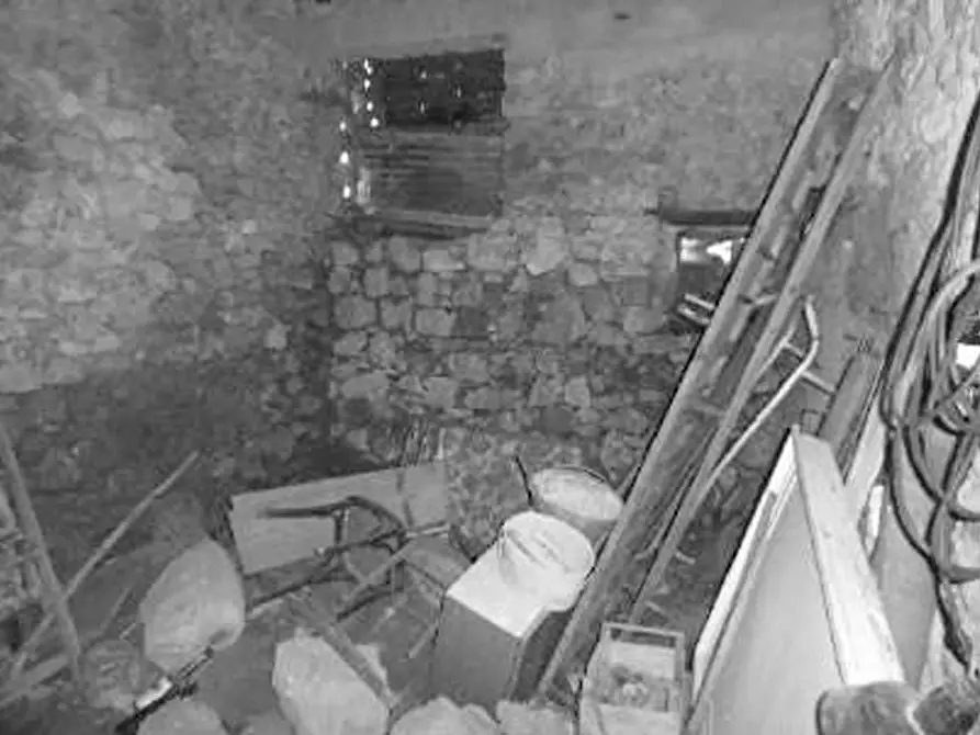 Immagine 7 di Rustico / casale in vendita  in Contrada Vanti a Badia Calavena