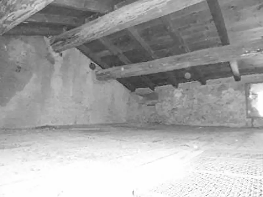 Immagine 14 di Rustico / casale in vendita  in Contrada Vanti a Badia Calavena