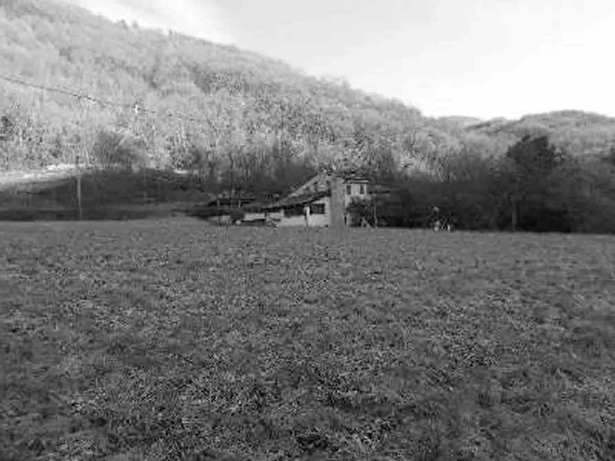 Immagine 16 di Rustico / casale in vendita  in Contrada Vanti a Badia Calavena