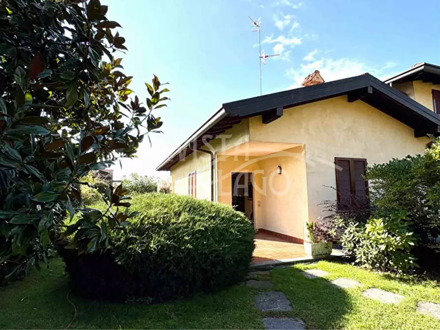 Immagine 8 di Casa bifamiliare in vendita  in Via Vittorio Veneto, 29 a Bizzarone