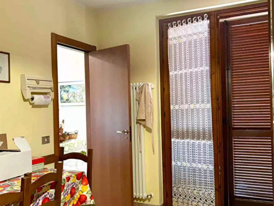 Immagine 12 di Casa bifamiliare in vendita  in Via Vittorio Veneto, 29 a Bizzarone