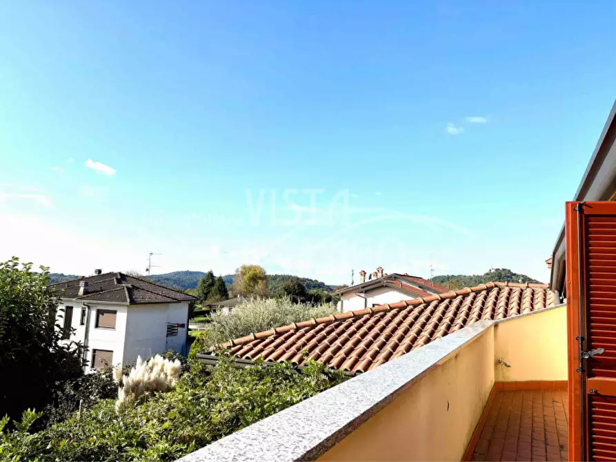 Immagine 18 di Casa bifamiliare in vendita  in Via Vittorio Veneto, 29 a Bizzarone