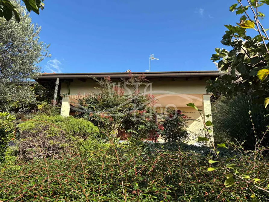 Immagine 34 di Casa bifamiliare in vendita  in Via Vittorio Veneto, 29 a Bizzarone