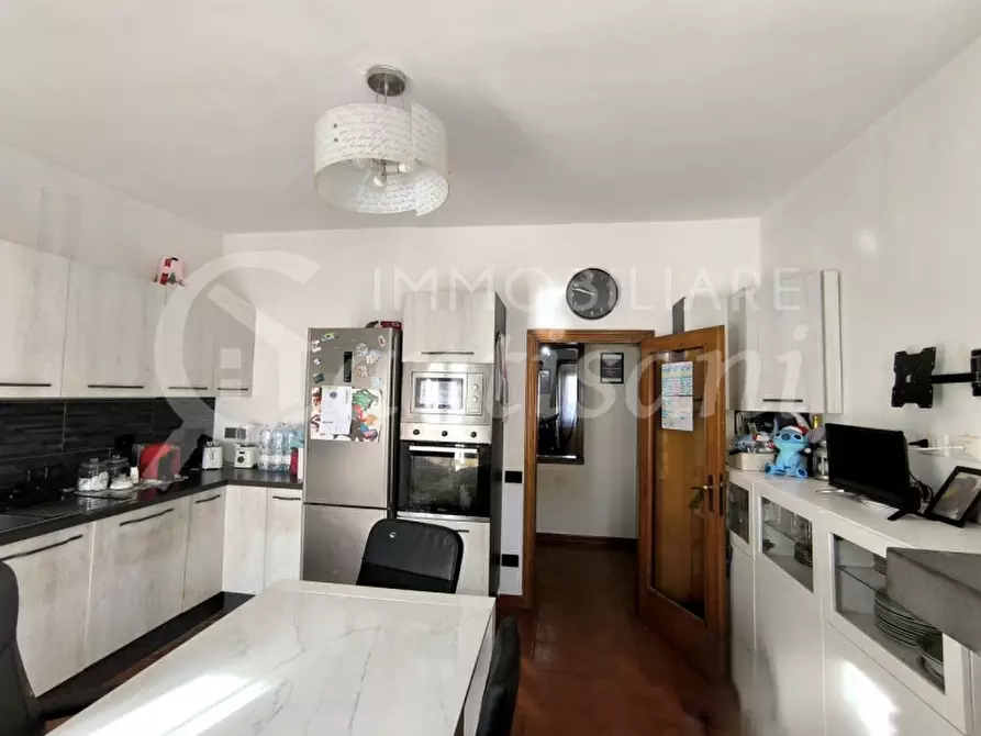 Immagine 5 di Appartamento in vendita  in Piazza Felice Cavallotti a Signa