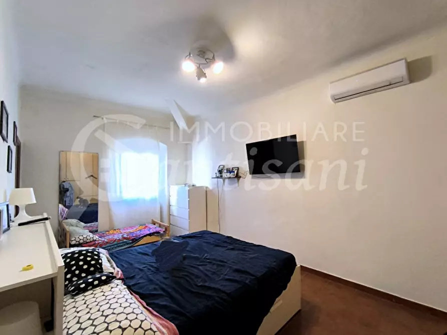 Immagine 7 di Appartamento in vendita  in Piazza Felice Cavallotti a Signa