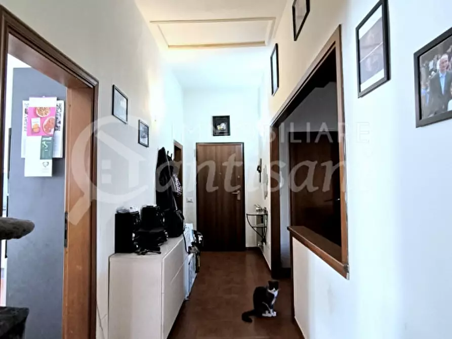 Immagine 12 di Appartamento in vendita  in Piazza Felice Cavallotti a Signa