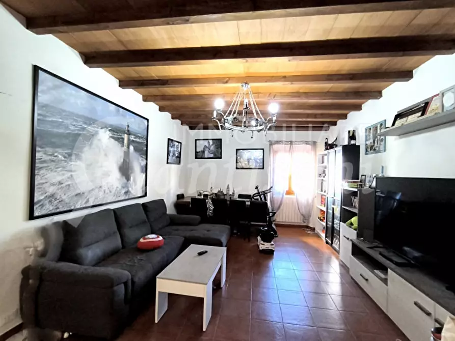 Immagine 14 di Appartamento in vendita  in Piazza Felice Cavallotti a Signa