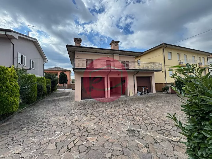 Immagine 2 di Casa indipendente in vendita  a Gambettola
