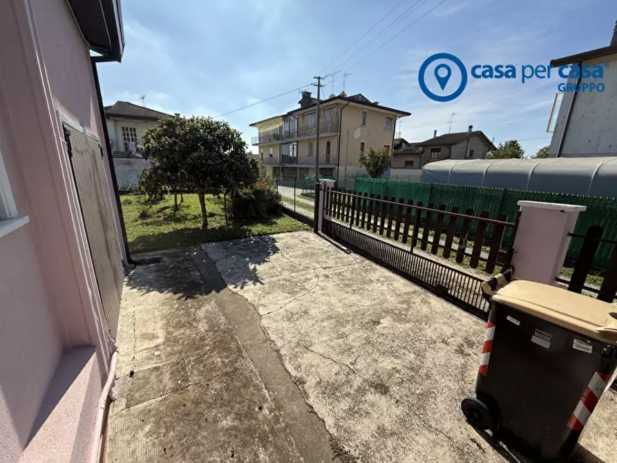 Immagine 19 di Casa indipendente in vendita  in Papozze, Via Giuseppe Di Vittorio a Papozze