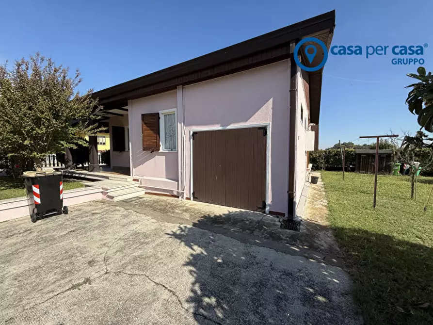 Immagine 20 di Casa indipendente in vendita  in Papozze, Via Giuseppe Di Vittorio a Papozze