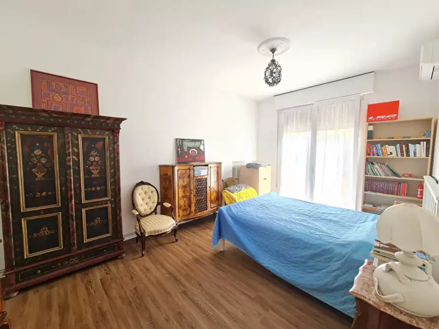 Immagine 13 di Appartamento in vendita  in piazza I° Maggio a Montegrotto Terme