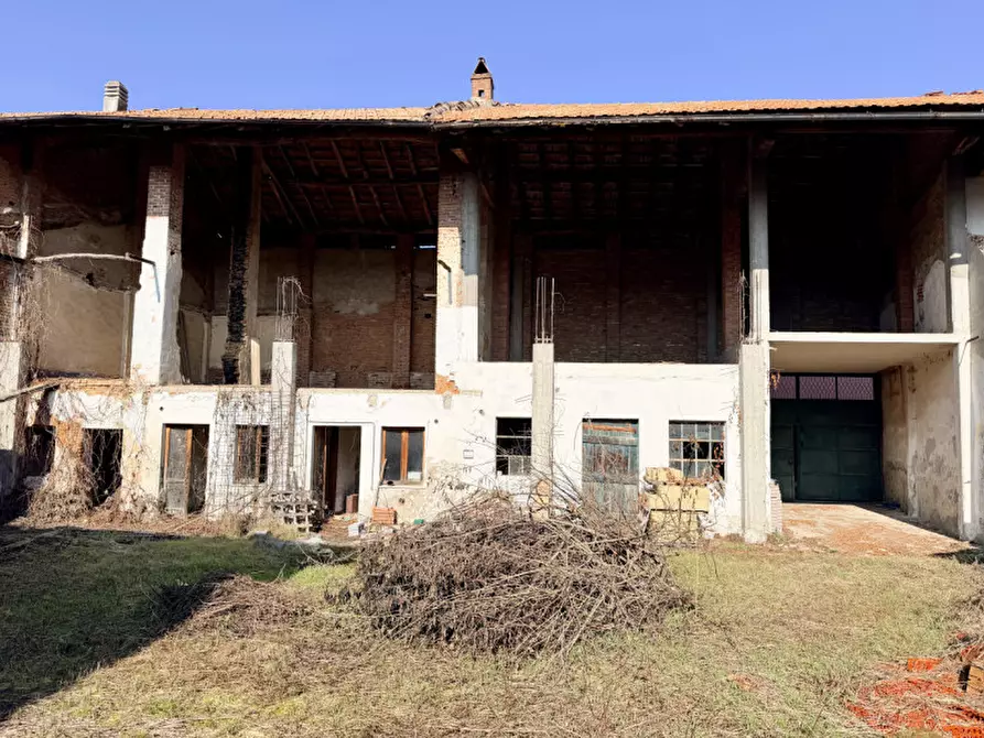 Immagine 3 di Rustico / casale in vendita  in Via Cavour 13 a Foglizzo