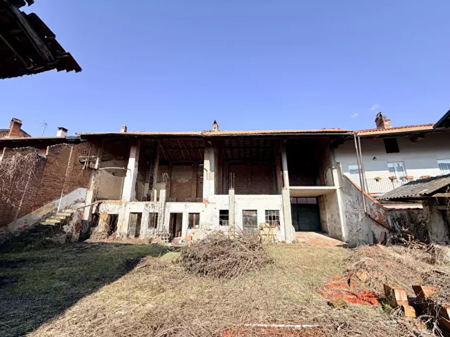 Immagine 3 di Rustico / casale in vendita  in Via Cavour 13 a Foglizzo
