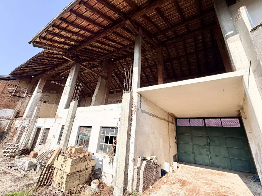 Immagine 7 di Rustico / casale in vendita  in Via Cavour 13 a Foglizzo