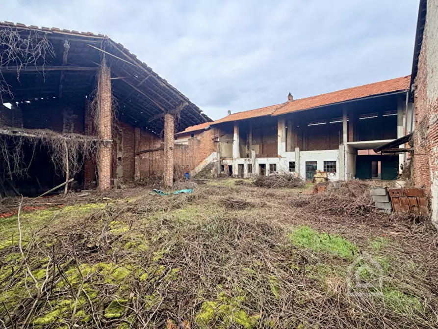 Immagine 9 di Rustico / casale in vendita  in Via Cavour 13 a Foglizzo