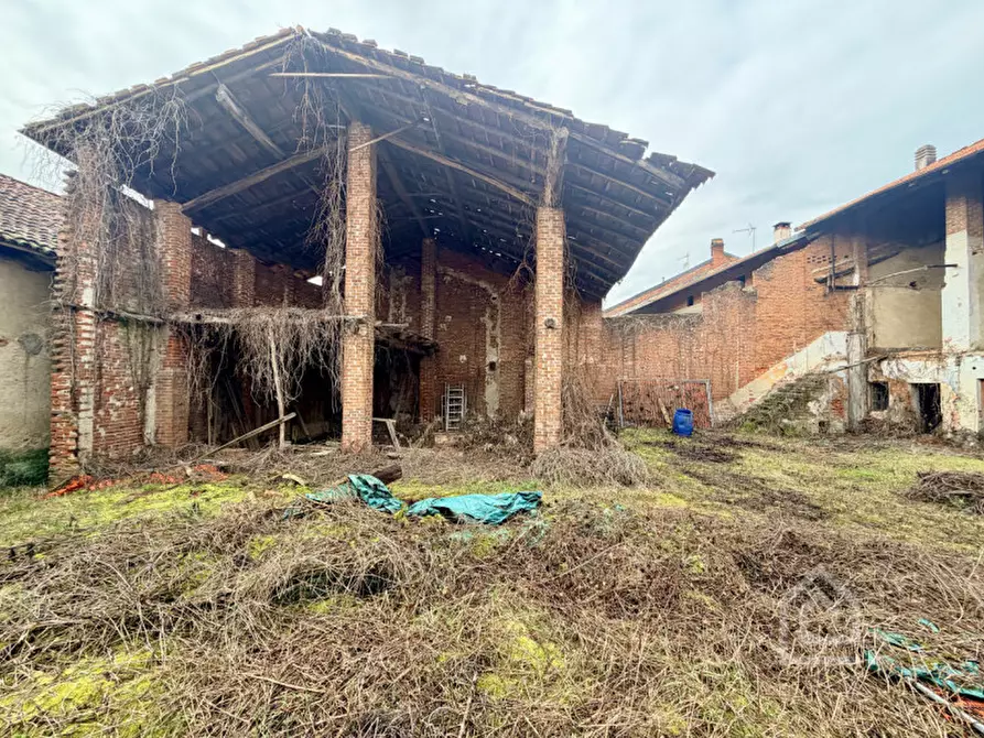 Immagine 13 di Rustico / casale in vendita  in Via Cavour 13 a Foglizzo