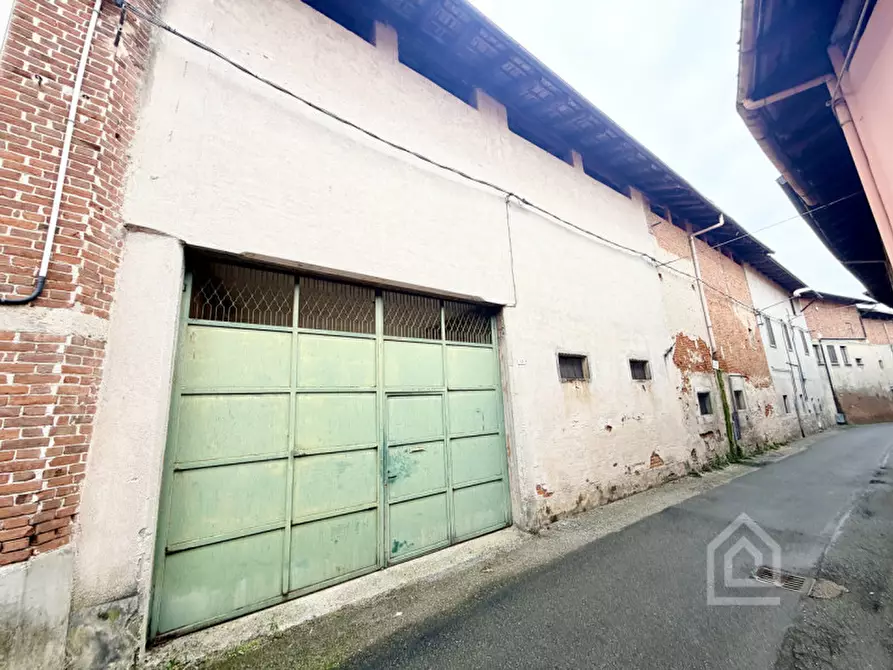 Immagine 17 di Rustico / casale in vendita  in Via Cavour 13 a Foglizzo