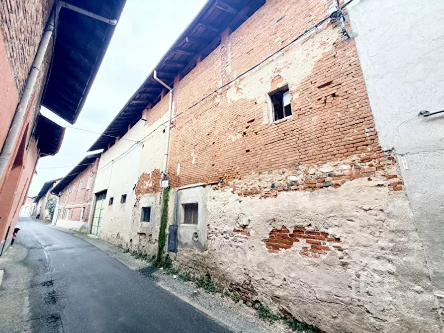 Immagine 18 di Rustico / casale in vendita  in Via Cavour 13 a Foglizzo