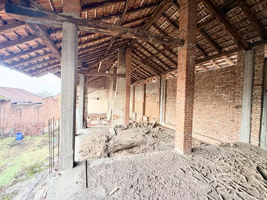 Immagine 28 di Rustico / casale in vendita  in Via Cavour 13 a Foglizzo