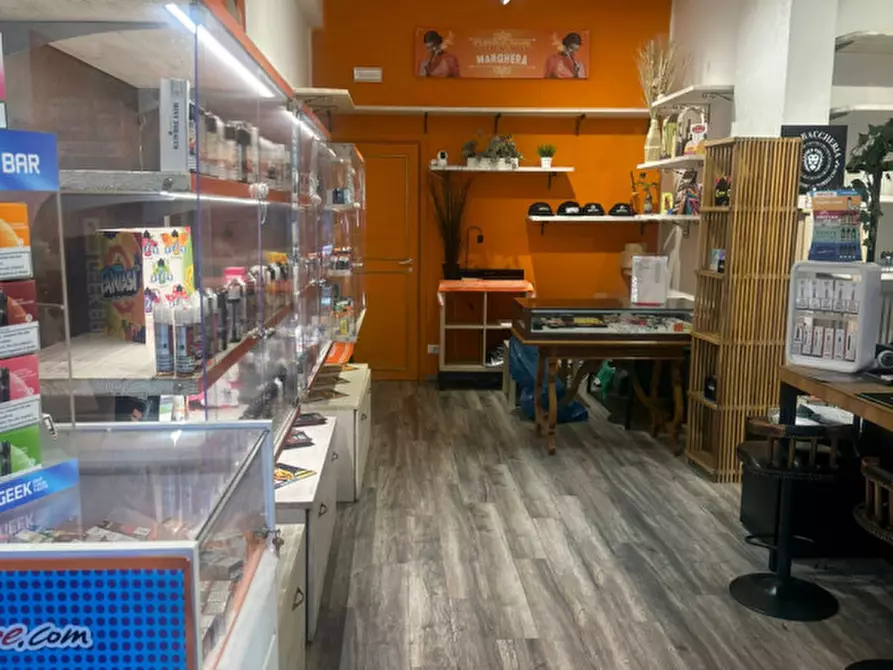 Immagine 2 di Negozio in vendita  in piazza del mercato 14B a Venezia