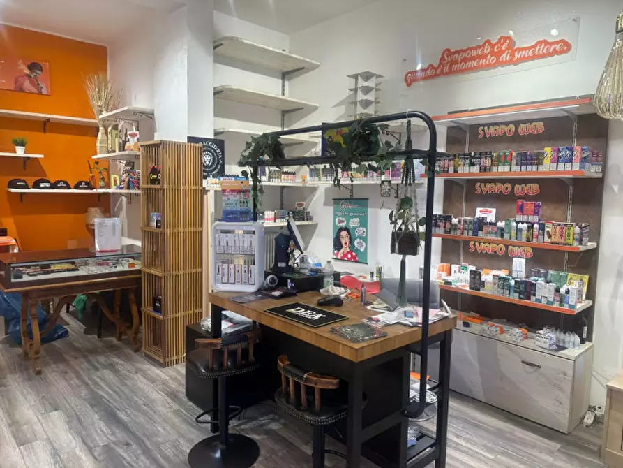 Immagine 3 di Negozio in vendita  in piazza del mercato 14B a Venezia