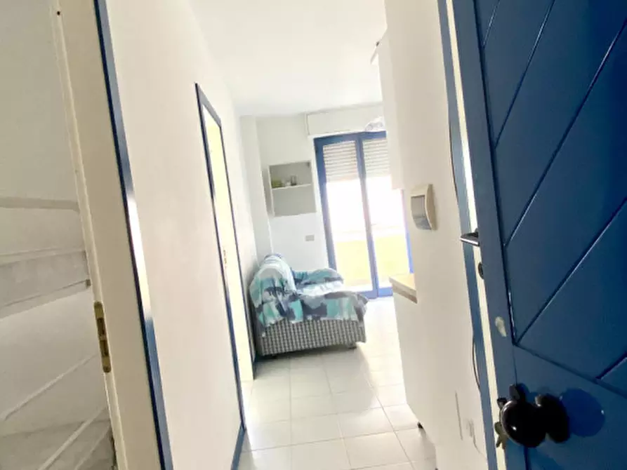 Immagine 3 di Appartamento in vendita  a Fano