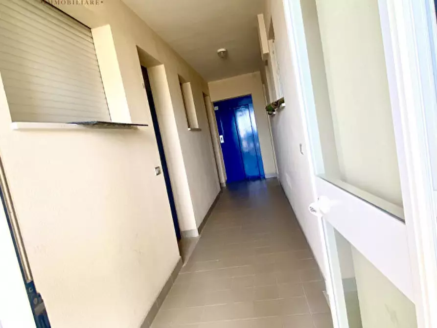 Immagine 13 di Appartamento in vendita  a Fano