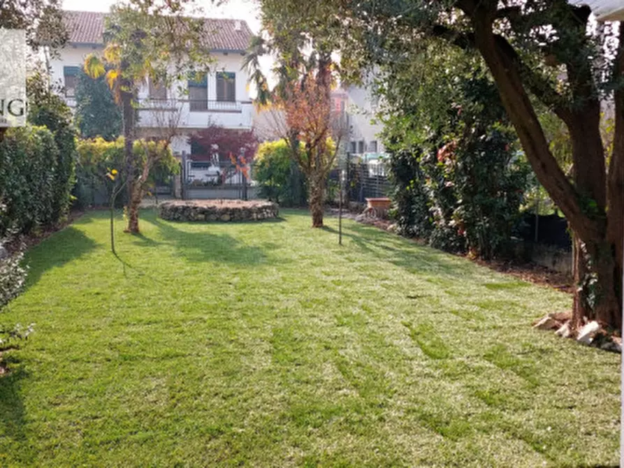 Immagine 18 di Rustico / casale in vendita  in Via Don Bosco a Selvazzano Dentro