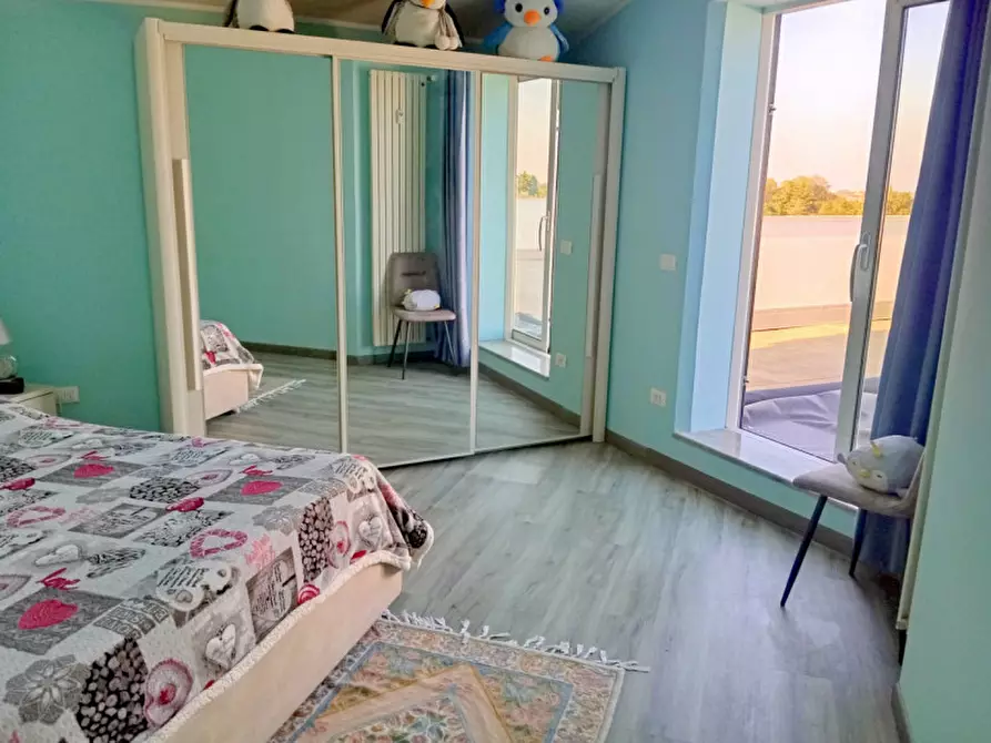 Immagine 26 di Attico in vendita  in Via Trasimeno a Selvazzano Dentro