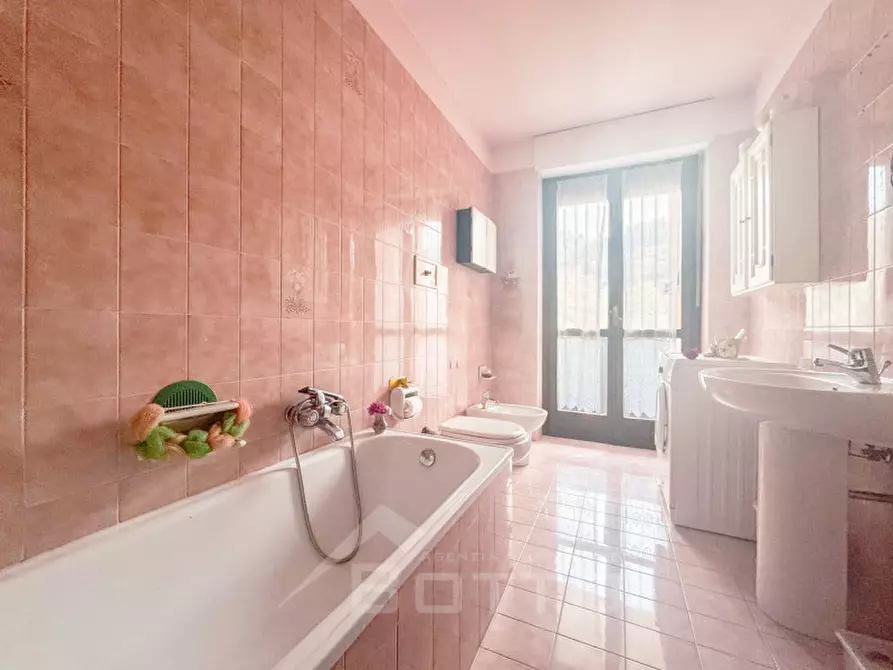 Immagine 16 di Appartamento in vendita  in valdilana  via provinciale  296 b a Valdilana