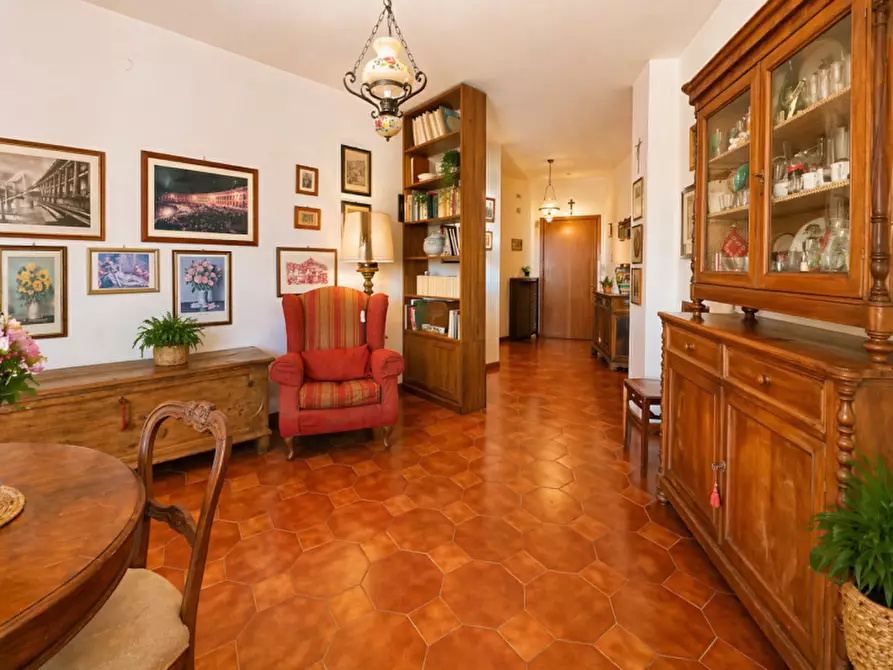 Immagine 9 di Appartamento in vendita  a Senigallia