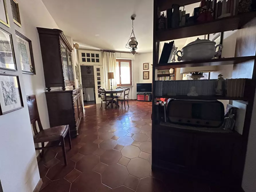 Immagine 9 di Appartamento in vendita  a Senigallia