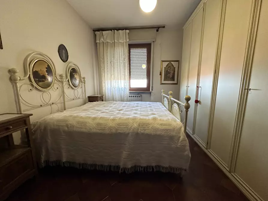 Immagine 11 di Appartamento in vendita  a Senigallia