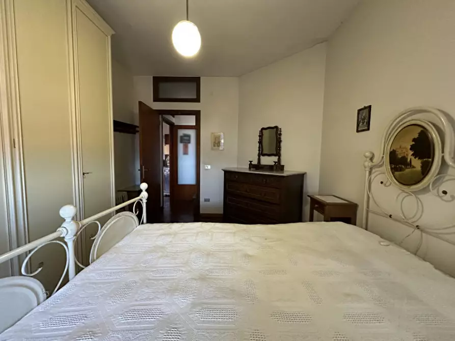 Immagine 13 di Appartamento in vendita  a Senigallia