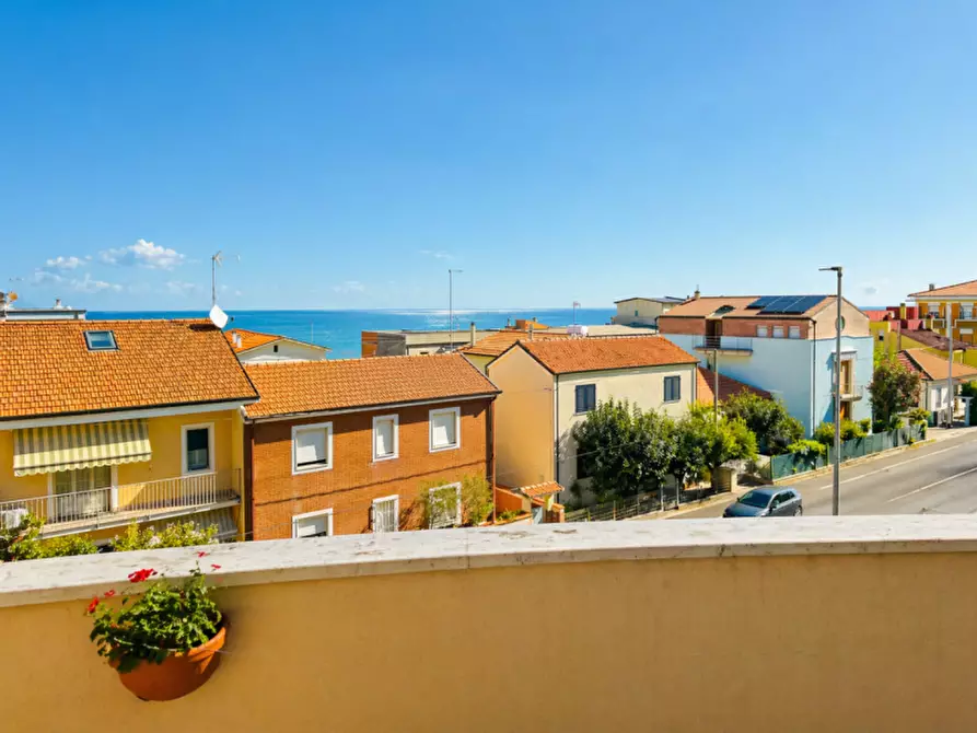 Immagine 25 di Appartamento in vendita  a Senigallia