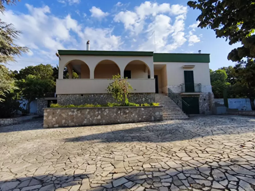 Immagine 2 di Villa in vendita  in Monte Abele a Fasano