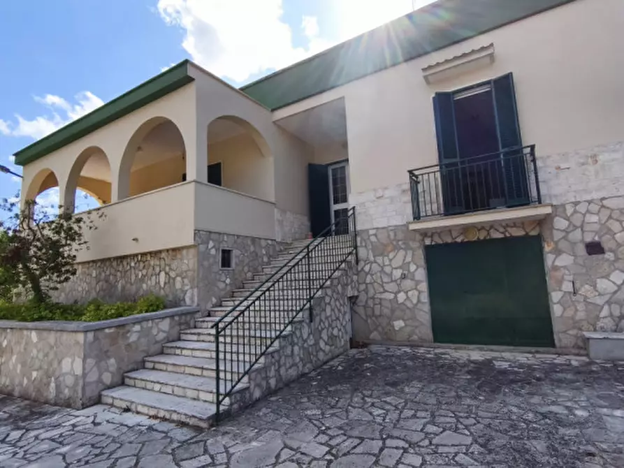 Immagine 4 di Villa in vendita  in Monte Abele a Fasano