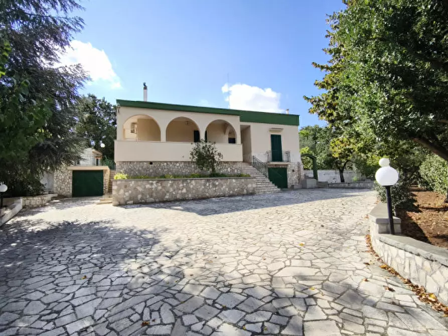 Immagine 5 di Villa in vendita  in Monte Abele a Fasano