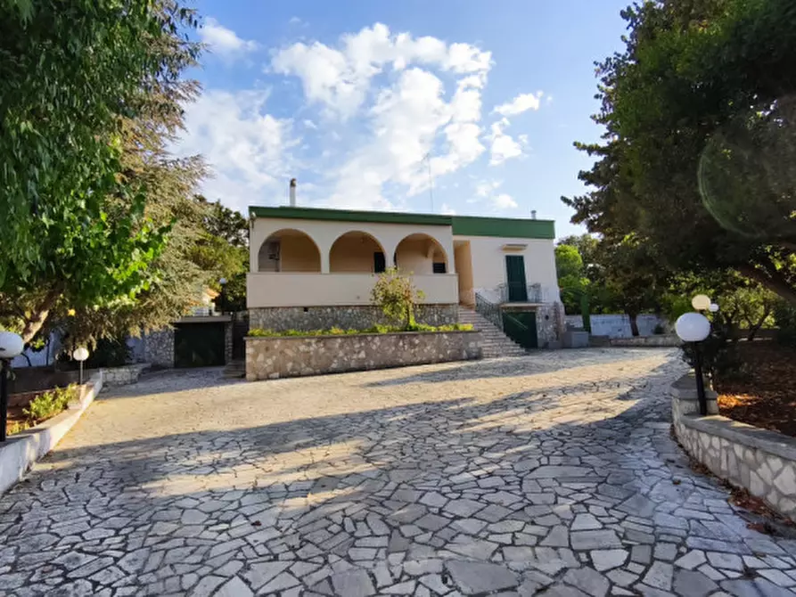 Immagine 38 di Villa in vendita  in Monte Abele a Fasano