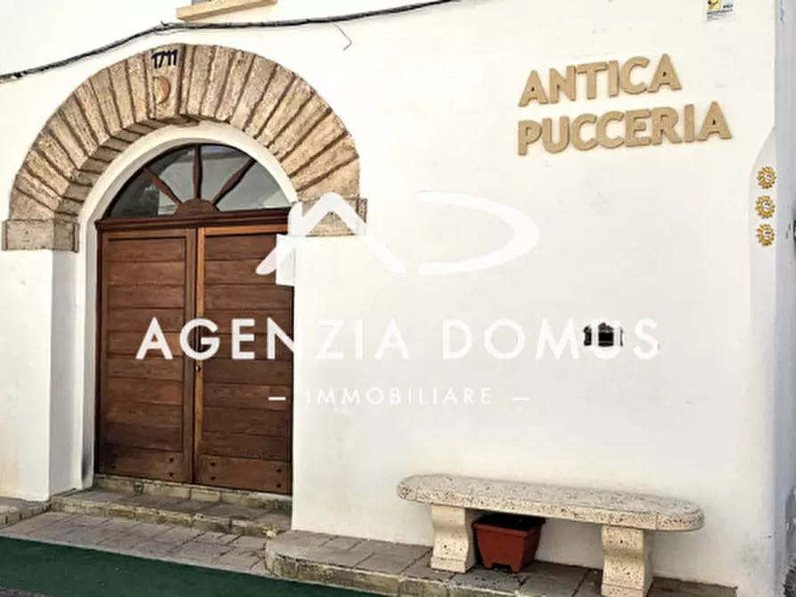 Immagine 1 di Attività commerciale in vendita  in via le croci 33 a Alliste