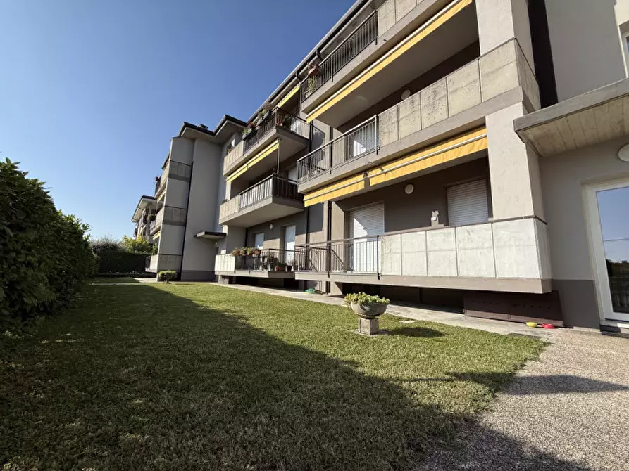 Immagine 24 di Appartamento in vendita  in Via Vittorio Alfieri a Castel D'azzano