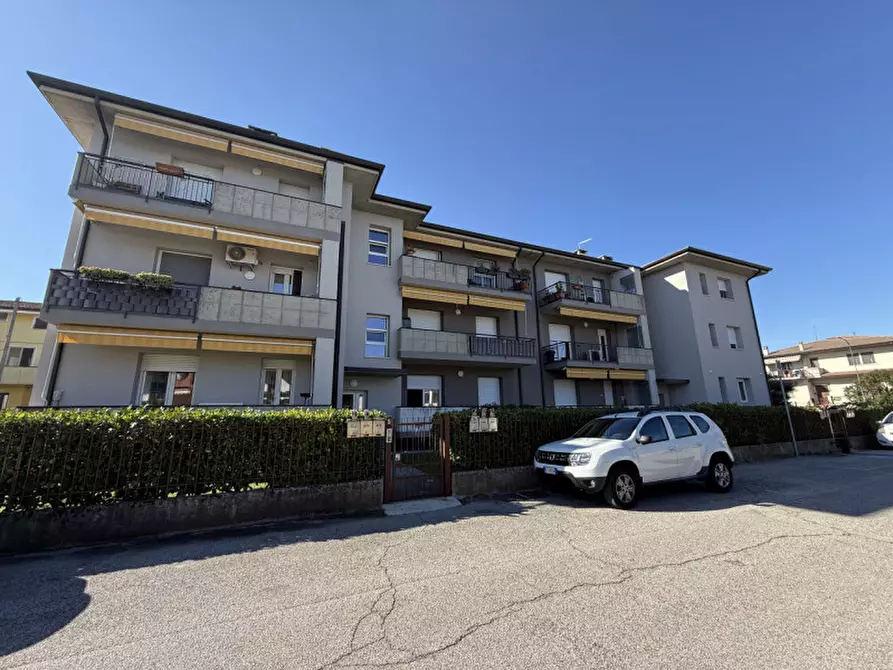 Immagine 25 di Appartamento in vendita  in Via Vittorio Alfieri a Castel D'azzano