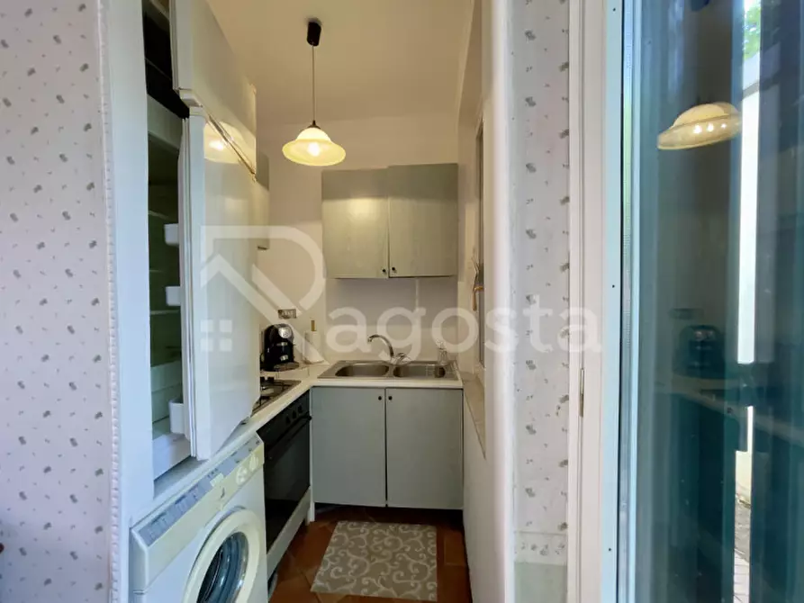 Immagine 9 di Appartamento in affitto  in Via Gandhi a Salerno