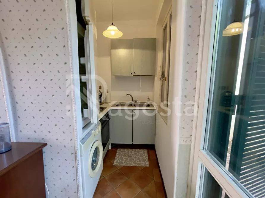 Immagine 11 di Appartamento in affitto  in Via Gandhi a Salerno