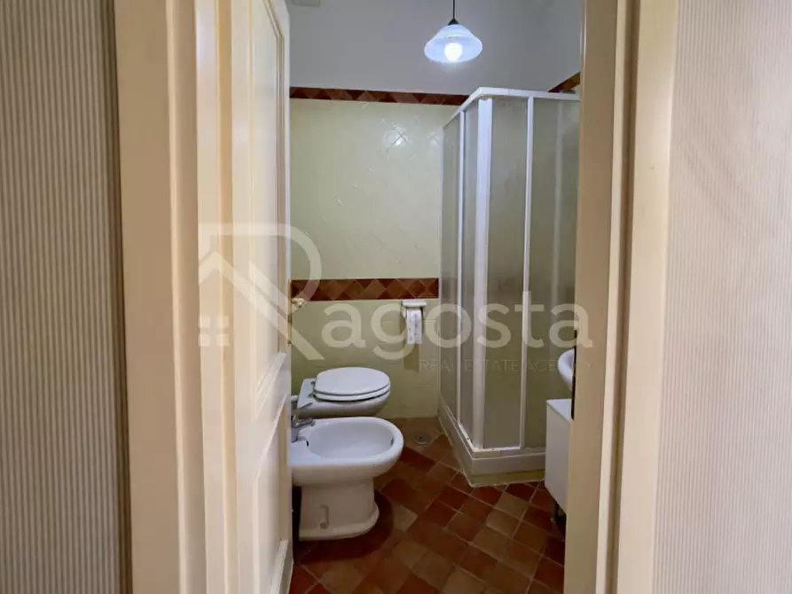 Immagine 13 di Appartamento in affitto  in Via Gandhi a Salerno